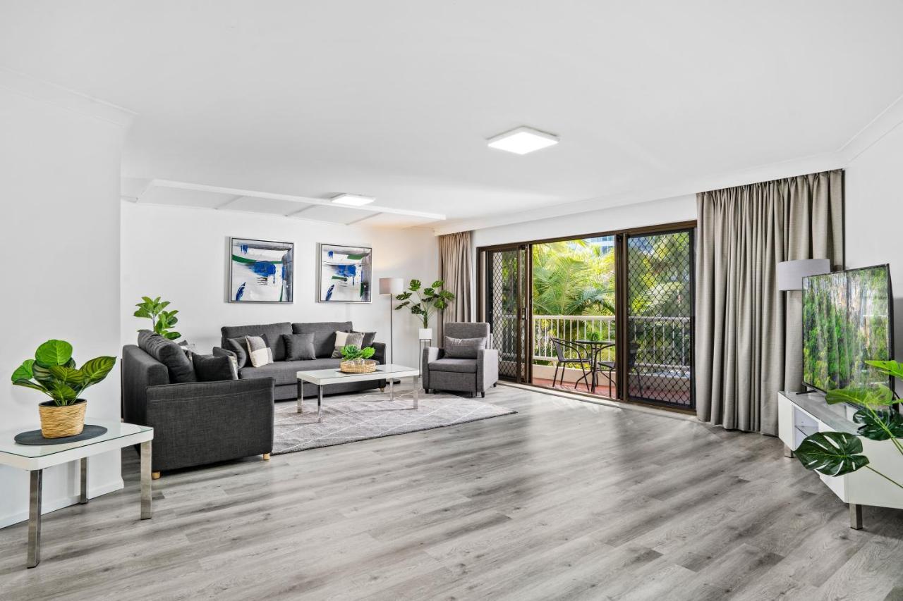 Coco Bella Retreat In Central Surfers - Sleeps 6-8 Gold Coast Exterior photo